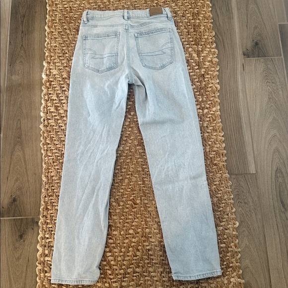 American Eagle super high rise straight jeans size 2 - Picture 9 of 10